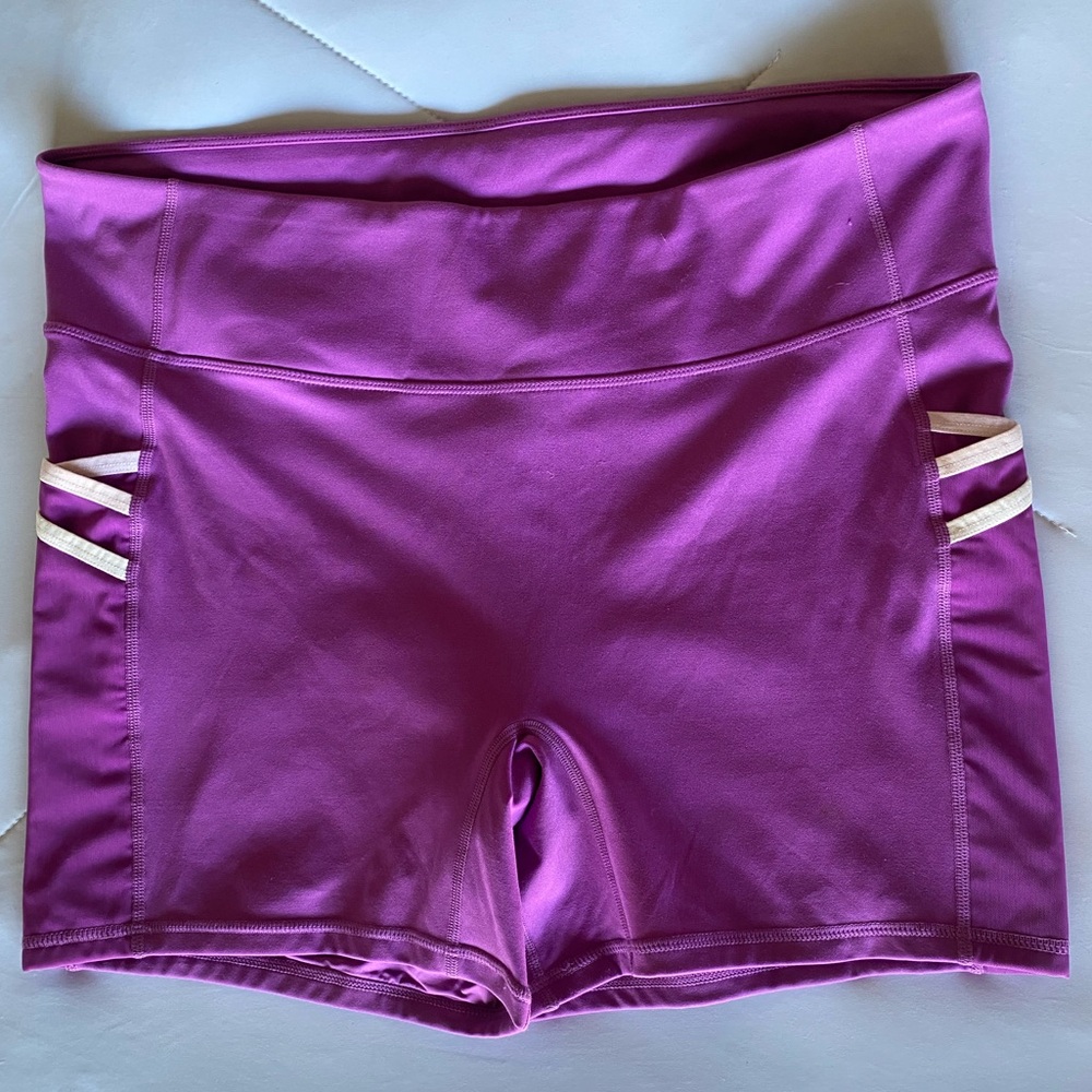 Fabletics Activewear High-Waisted Purple Shorts w/pockets, FITS XXL, 1X, 2X